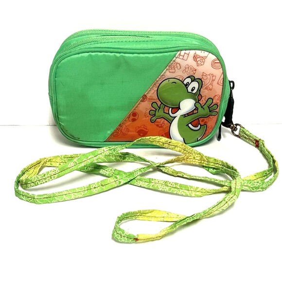 Nintendo DS Travel Carrying Case Storage Green Yoshi Super Mario Zip Around - Picture 1 of 12
